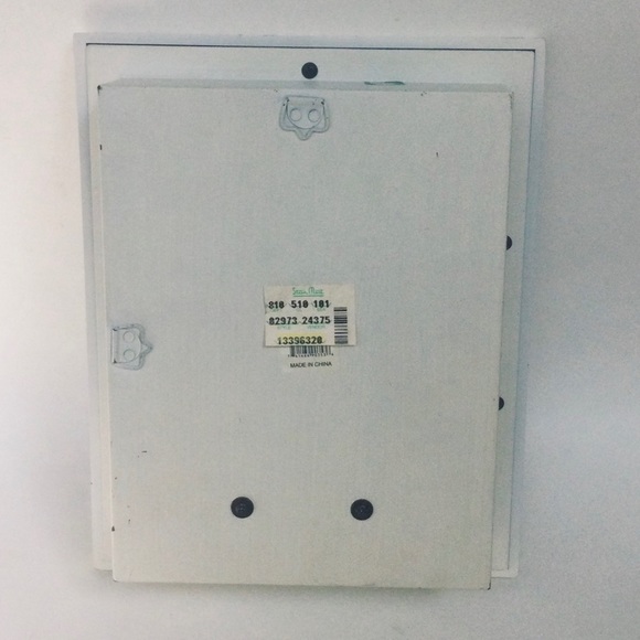 Shabby Chic Silk Floral White Shadowbox Wall Decor NEW - Picture 3 of 7